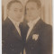 M5 B65 - FOTO - FOTOGRAFIE FOARTE VECHE - doi domni distinsi - anii 1940