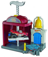 Set De Jucarii Hot Wheels City Downtown Fire Station Spinout Play Set foto