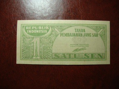 INDONEZIA 1 SEN 1945 UNC foto