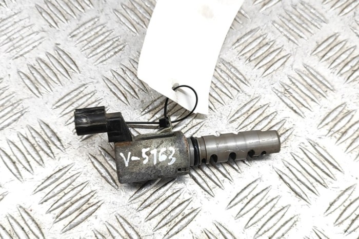 Supapa solenoid TOYOTA PRIUS Hatchback _W2_ 2005 OEM: 15330-21011 | 31618696
