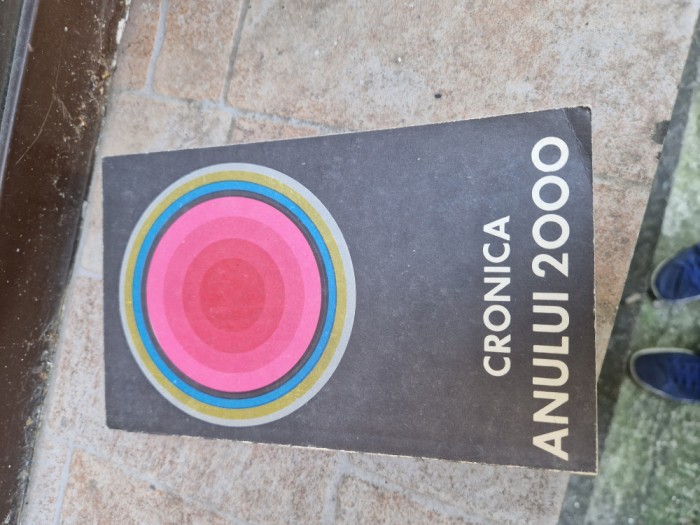 Cronica anului 2000 vintage