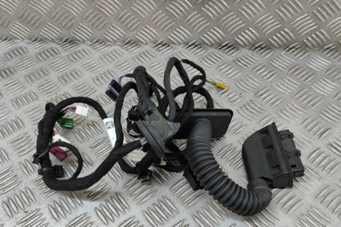Cablaj ușă st&acirc;nga spate MERCEDES-BENZ S W222, V222, X222 2015 OEM: A2225403911 30468299