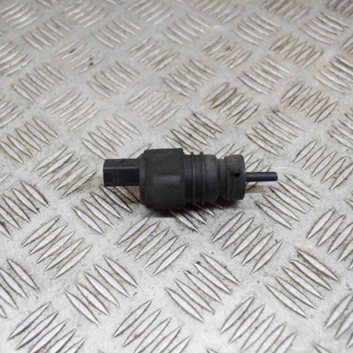 Motor rezervor lichid de parbriz AUDI A8 D3 4E2, 4E8 2007 14733457