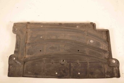 Scut motor dreapta spate TOYOTA PRIUS _W3_ 2013 OEM: 58167-47030 foto