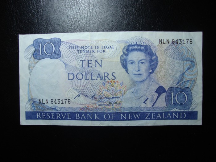 NOUA ZEELANDA 10 DOLARI 1981