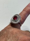 INEL AUR alb 18K + Diamante Rotunde si Baghete = 3CT + Rubin = 2.5CT !