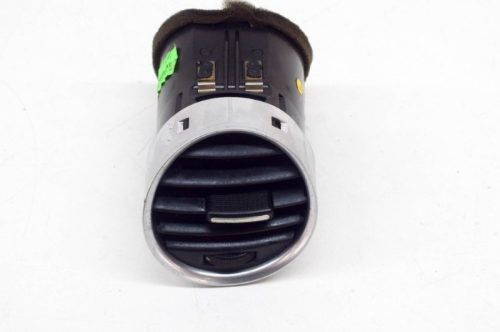 AUDI A4 Cabrio 8H7, B6, 8HE, B7 2003 OEM: 8H0820901D SKU: 14260409