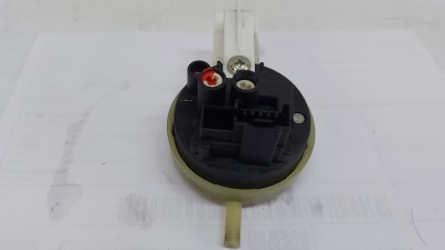 Presostat Masina de spalat INDESIT WIL85 / R30 foto