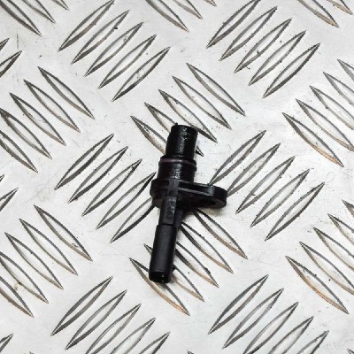 Senzor de poziție ax cu came VW PASSAT B8 3G2 2016 OEM: 04L907601 | 2410029 foto