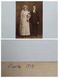 Fotografie veche, Atelier necunoscut: Cuplu de tineri casatoriti, Orsova, Banat, Romania, 1917