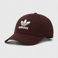 adidas Originals șapcă de baseball din bumbac culoarea maro, cu imprimeu