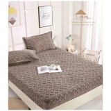 Cumpara ieftin Husa De Pat Tricot Cu Elastic + 2 Fete De Perna Pentru Pat Dublu, Maro Deschis - JO969
