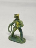 Figurina veche romaneasca Cowboy.