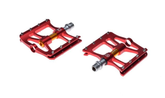 Set 2 pedale din aluminiu, filet 9/16, culoare rosu Cod:AWR0051R