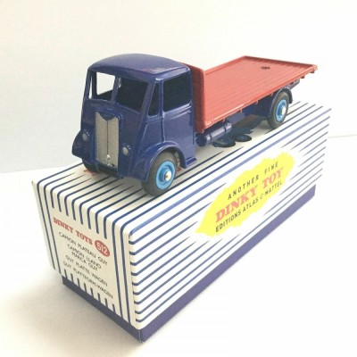 Macheta GUY FLAT TRUCK - Dinky Toys foto