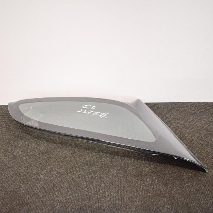 Geam lateral dreapta spate SMART CITY-COUPE 450 2004 OEM: 253102253104253112 3994134