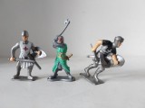 Lot 3 figurine cavaleri, plastic cca 7cm