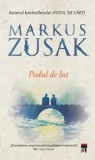 Cumpara ieftin Podul de lut/Markus Zusak