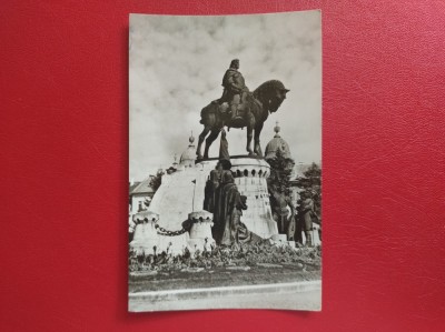 CARTE POSTALA - RSR - CLUJ - STATUIA LUI MATEI CORVIN foto