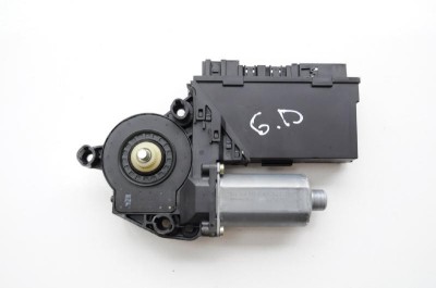 Motor macara geam ușă dreapta spate VW TOUAREG 7LA, 7L6, 7L7 2005 OEM: 7L0959704,0130821764 2100111 foto