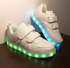 Adidasi cu LED GlowFlow - albi cu arici/scai foto