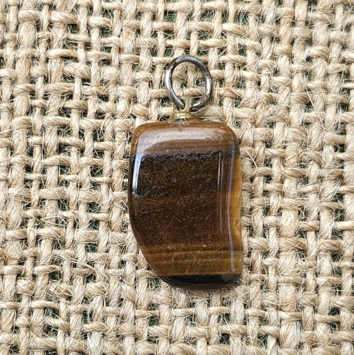 PANDANTIV VINTAGE BRUT OCHI DE TIGRU