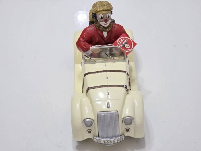 Masinuta vintage Gilde Clowns