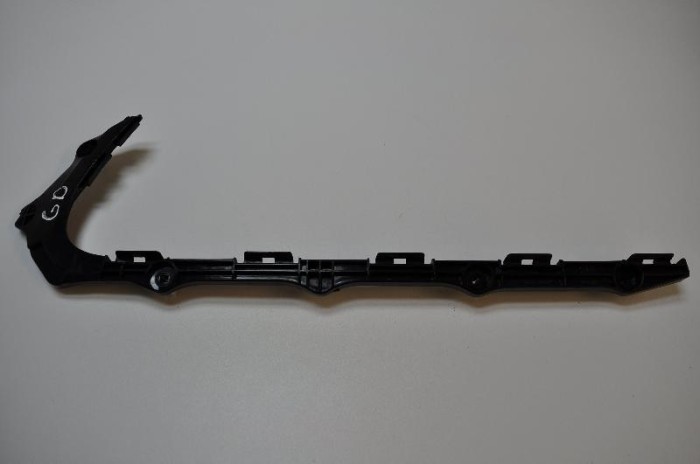 Suport bara de protecție dreapta spate LEXUS GS III GRS19_, UZS19_, URS19_ 2007 OEM: 52157-30060 2595899