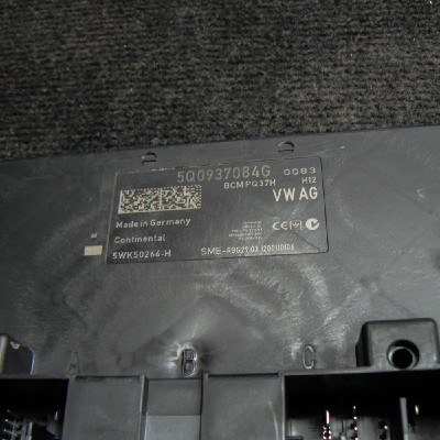 Modul de confort AUDI A3 8V1, 8VK 2013 OEM: 5Q0937084G 1663305 foto