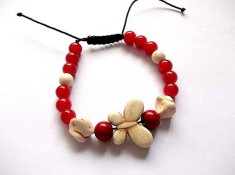 bratara coral, howlite si sticla, bratara reglabila 34486