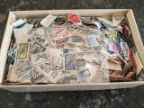 Lot urias timbre toata lumea, cca 11000, anii 1930-1990, nestampilate si stampillate, stare foarte buna. Bonus 20 colite.
