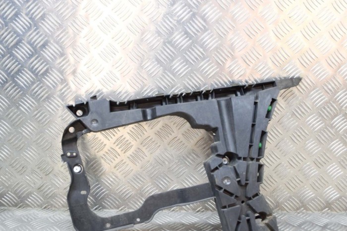Suport bara de protecție dreapta spate VOLVO S90 II 2017 OEM: 31425064 15127568