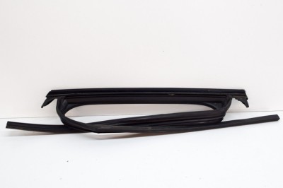 Bandou superior ușă dreapta spate AUDI Q3 F3 2019 OEM: TAB010191AA 14622729 foto