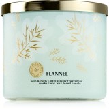 Bath &amp; Body Works Flannel lum&acirc;nare parfumată 411 g
