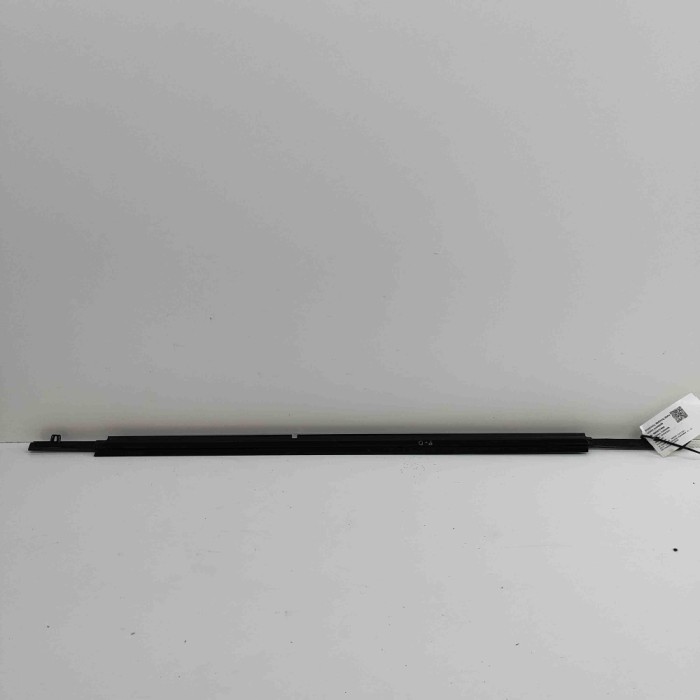 Chedar geam ușă dreapta față MAZDA CX-5 KF 2022 OEM: KB7W-59-640C