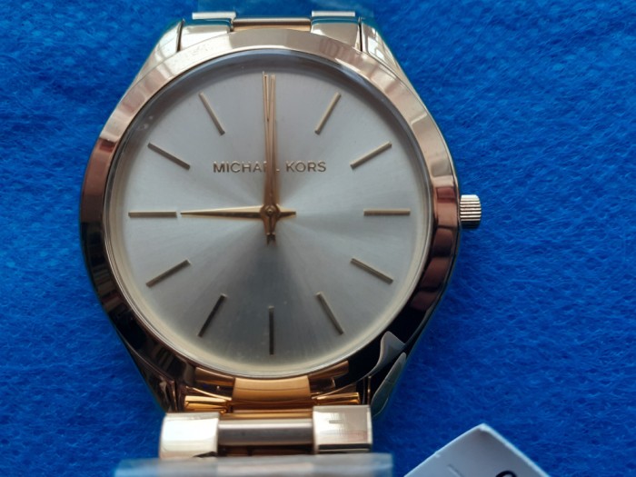 Ceas Dama Slim, auriu, ORIGINAL, MICHAEL KORS, model Runway MK3179. BEST PRICE.