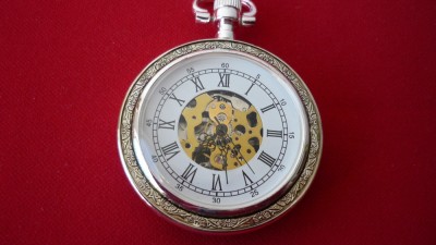 CEAS DE BUZUNAR MECANIC ARGINTAT, NEFOLOSIT foto