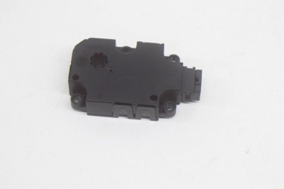 Motoras clapetă aeroterma AUDI Q7 4M 2017 OEM: ZBAT0084D02,ET416002 12233657 foto