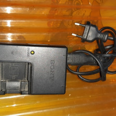 Incarcator model BC -CS3 pentru aparate foto Sony