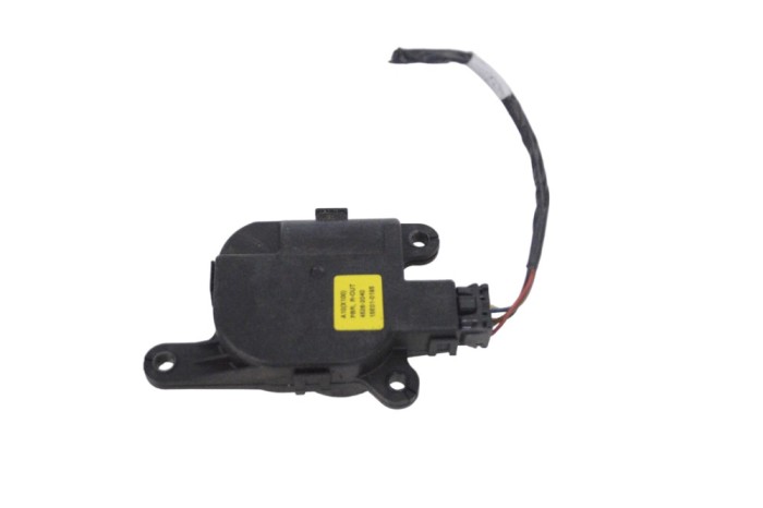 Motoras clapetă aeroterma SSANGYONG TIVOLI 2016 OEM: 4526-2040,15E01-0195 22085657