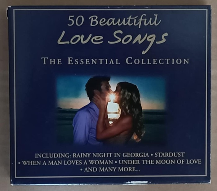 Două CD-uri audio cu muzică rock, LOVE SONGS