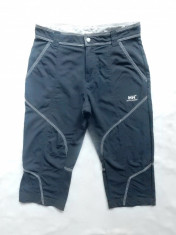 Pantaloni ? Helly Hansen; 6 buzunare; Marime 31, vezi dim.; impecabili, ca noi foto