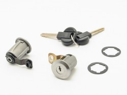 Set yale usi Citroen Berlingo 1996-2008, Xsara 1997-2005, XSARA PICASSO (N68), 10.99-09.10, Peugeot Partner 1996-, 2 butuci cheie + chei, Fata, Stanga Set yale usi Citroen Berlingo 1996-2008, Xsara 1997-2005, XSARA PICASSO (N68), 10.99-09.10, Peugeot Partner 1996-, 2 butuci cheie + chei, Fata, Stanga