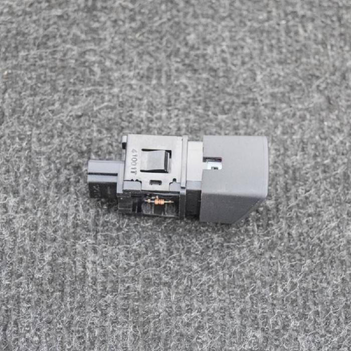 Comutator NISSAN QASHQAI II J11, J11_ 2015 OEM: 299125472 3924521