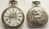 j004 Ceas de buzunar pentru pescari anii 1930 din metal argintat 50mm 92g deosebit de frumos cu aspecte din pescarie si pesti functional
