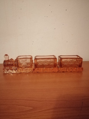 Bomboniera in forma de locomotiva trenulet din sticla portocalie foto