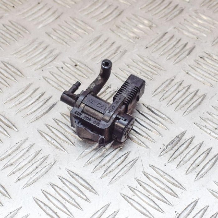 Supapa solenoid VW GOLF V 1K1 2007 OEM: 1K0906283 2312374
