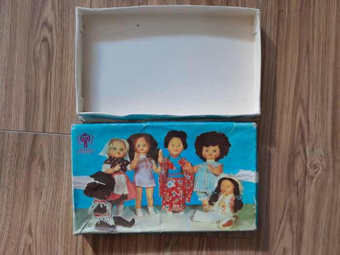 1979 Cutie Bomboane ANIVERSARA Unicef comunism foarte rara / papusi oradeanca