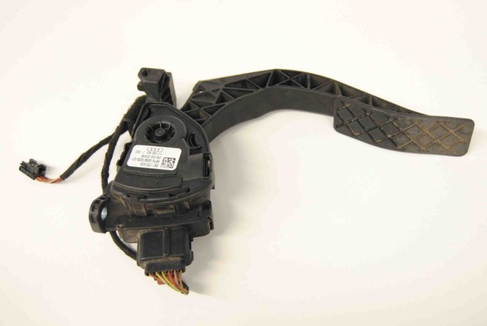 Pedala de accelerație AUDI A4 8K2, B8 2010 OEM: 8K17235236PV009505-01 1743182