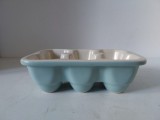 Cofraj ceramic / suport oua - marca Laura Ashley -pentru 6 oua